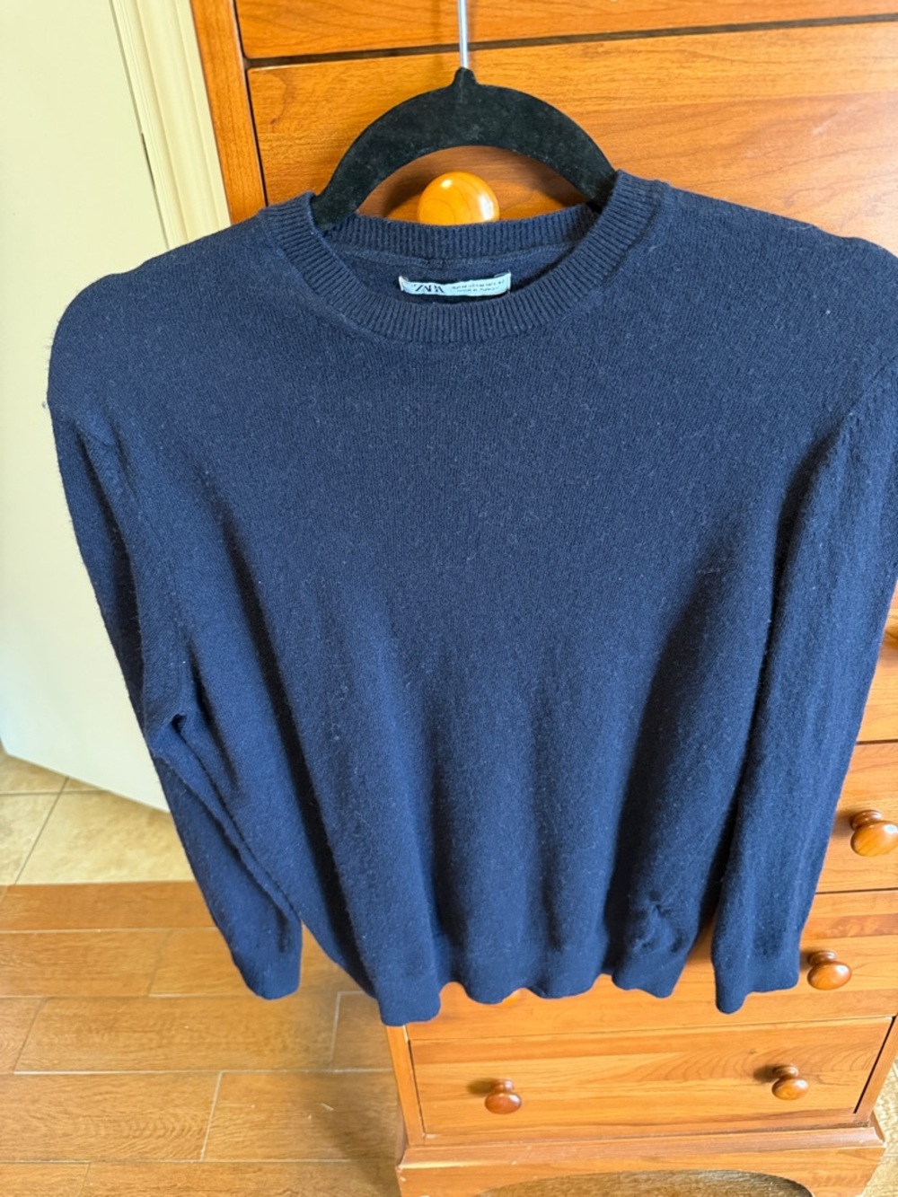 Zara Men's Dark Navy Crewneck Sweater